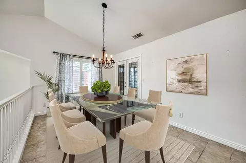 Dining - 1323 Oak Ave, Clovis, CA 93611 photo 1 of 6