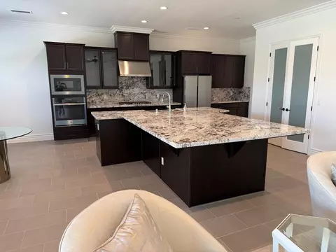 Kitchen - 1015 Horizon, Madera, CA 93636 photo 3 of 3
