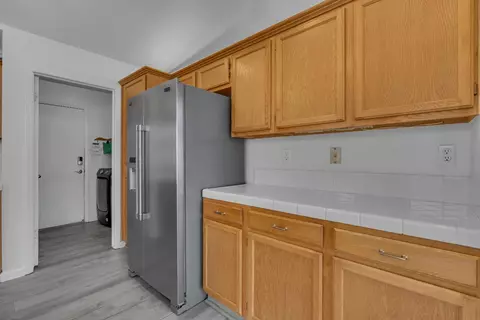 Kitchen - 2671 Fremont Ave, Clovis, CA 93611 photo 2 of 2