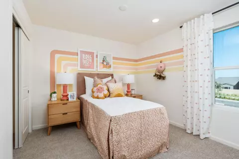 Bedroom - 1484 Woodhill Ln, Clovis, CA 93619 photo 1 of 5