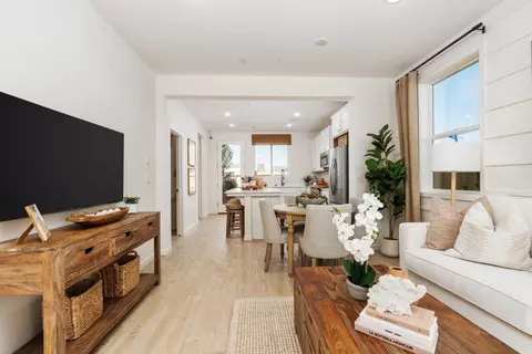 Other - 1484 Woodhill Ln, Clovis, CA 93619 photo 4 of 6