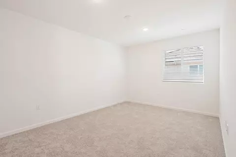 Bedroom - 1478 Woodhill Ln, Clovis, CA 93619 photo 2 of 8