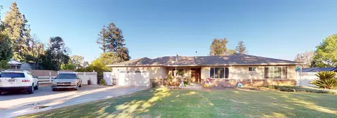 7690 N Leonard Ave, Clovis, CA 93619