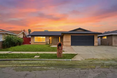 1712 W Donner Ave, Fresno, CA 93705