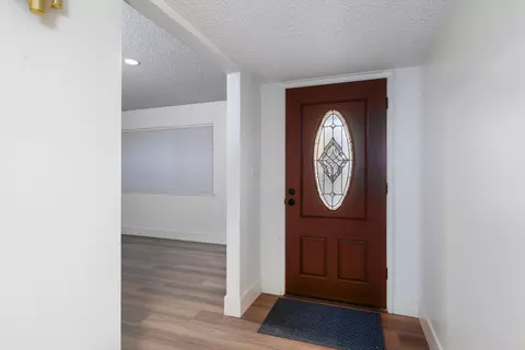 Entry Way - 12265 E Dinuba Ave, Selma, CA 93662 photo 1 of 1