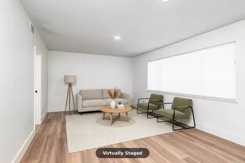 Living - 12265 E Dinuba Ave, Selma, CA 93662 photo 3 of 9