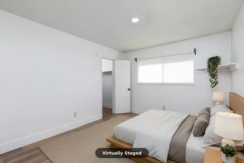 Bedroom - 12265 E Dinuba Ave, Selma, CA 93662 photo 3 of 8