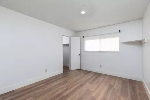 Bedroom - 12265 E Dinuba Ave, Selma, CA 93662 photo 4 of 8