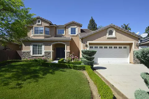 1756 N Holly Ave, Clovis, CA 93619