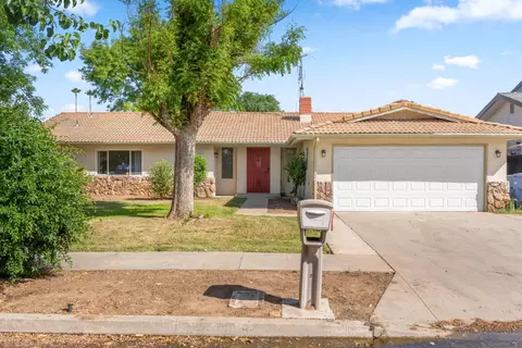 5167 E Dwight Way, Fresno, CA 93727
