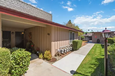 5090 N College Ave #108, Fresno, CA 93704