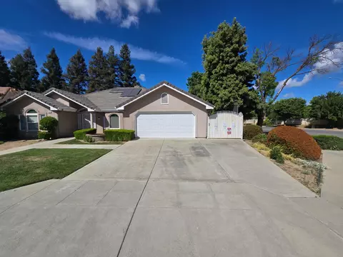 7449 N Lodi Ave, Fresno, CA 93722