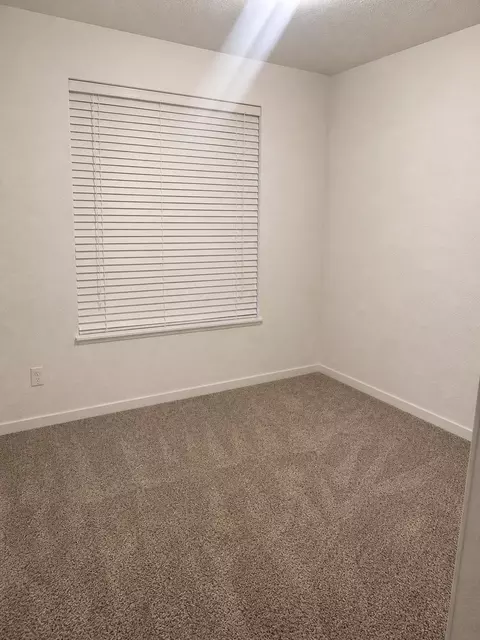 Bedroom - 6622 E Berkeley Ave, Fresno, CA 93727 photo 1 of 1