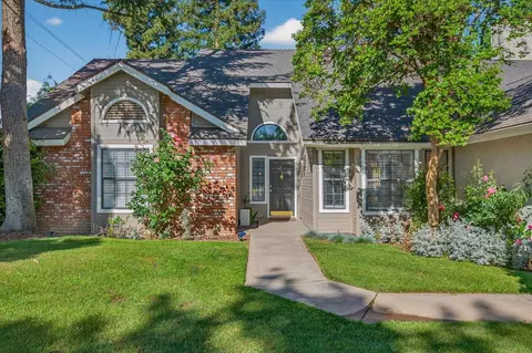 6413 N Arthur Ave, Fresno, CA 93711