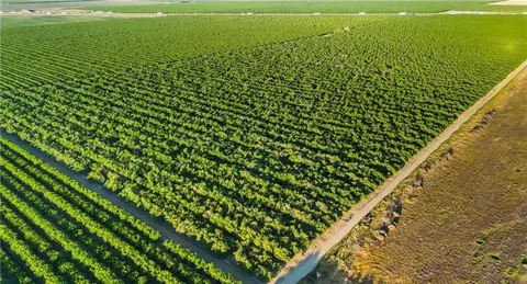 1 Shields, Firebaugh, CA 93622 photo 4