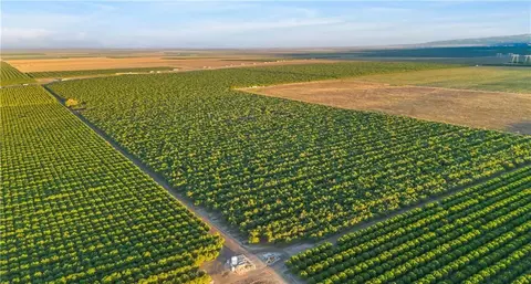 1 Shields, Firebaugh, CA 93622 photo 8