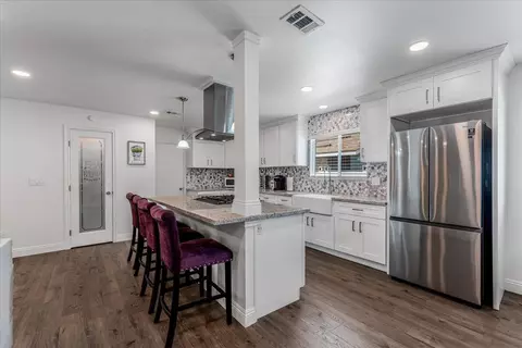 Kitchen - 2026 Mono, Oxnard, CA 93036 photo 7 of 11