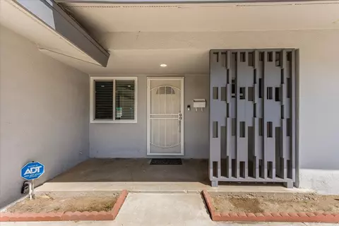 Exterior - 2026 Mono, Oxnard, CA 93036 photo 4 of 9