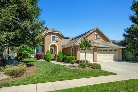 2691 Stuart Ave, Clovis, CA 93611