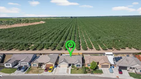 View/Area - 1442 Encantada Ave, Madera, CA 93637 photo 3 of 11