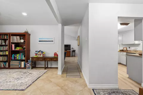 Entry Way - 465 Bliss Ave, Clovis, CA 93611 photo 2 of 4