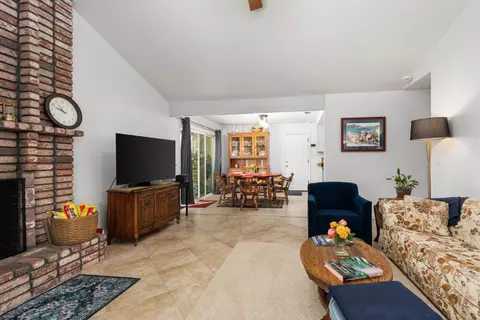 Living - 465 Bliss Ave, Clovis, CA 93611 photo 2 of 4