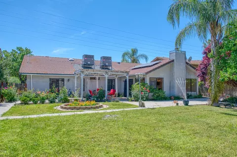 Exterior - 2091 Escalon Ave, Clovis, CA 93611 photo 11 of 19
