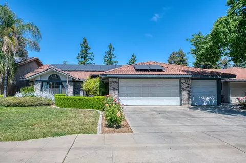 Exterior - 2091 Escalon Ave, Clovis, CA 93611 photo 3 of 19