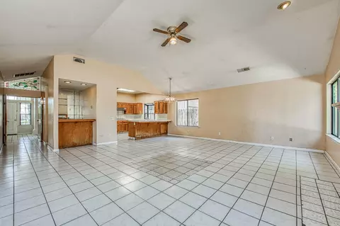 Living - 2091 Escalon Ave, Clovis, CA 93611 photo 9 of 11