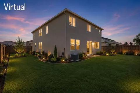 Exterior - 3562 E San Marino Ave, Clovis, CA 93619 photo 6 of 8