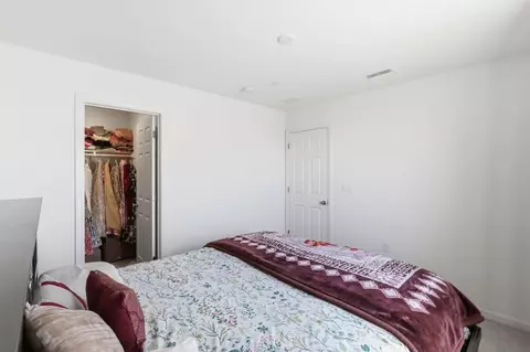 Bedroom - 3562 E San Marino Ave, Clovis, CA 93619 photo 8 of 8