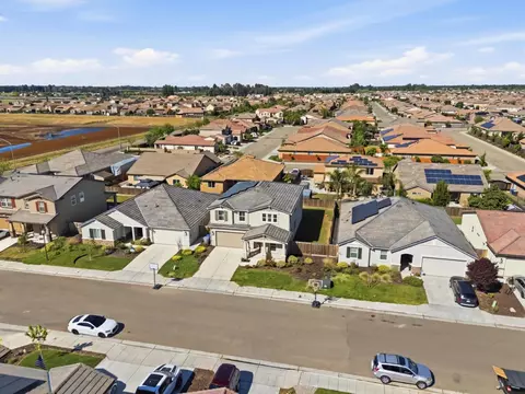 View/Area - 3562 E San Marino Ave, Clovis, CA 93619 photo 2 of 7