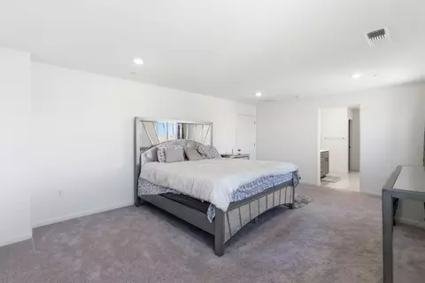Bedroom - 3562 E San Marino Ave, Clovis, CA 93619 photo 3 of 8