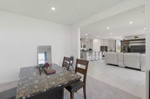 Dining - 3562 E San Marino Ave, Clovis, CA 93619 photo 5 of 5