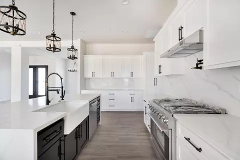 Kitchen - 16699 Road 30 1 2, Madera, CA 93636 photo 6 of 6