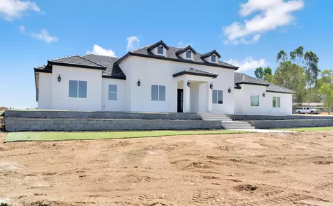 Exterior - 16699 Road 30 1 2, Madera, CA 93636 photo 2 of 7