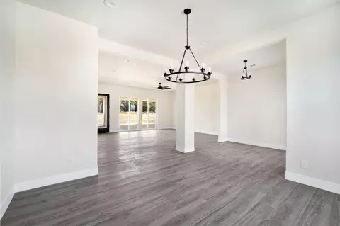 Living - 16699 Road 30 1 2, Madera, CA 93636 photo 5 of 6