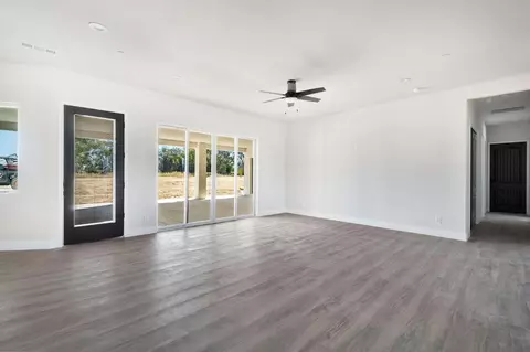 Living - 16699 Road 30 1 2, Madera, CA 93636 photo 1 of 6