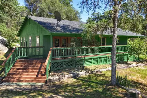 4907 Daffodil, Mariposa, CA 95338