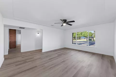 Living - 210 N Sunnyside Ave, Clovis, CA 93611 photo 2 of 4