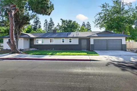 210 N Sunnyside Ave, Clovis, CA 93611