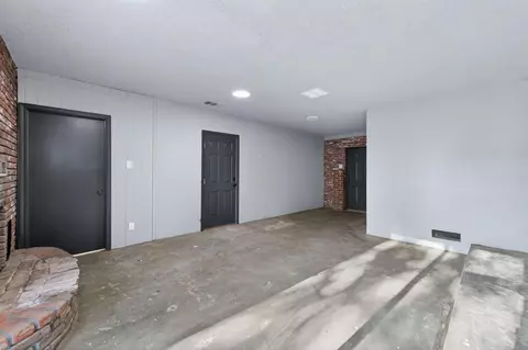 Other - 210 N Sunnyside Ave, Clovis, CA 93611 photo 4 of 4