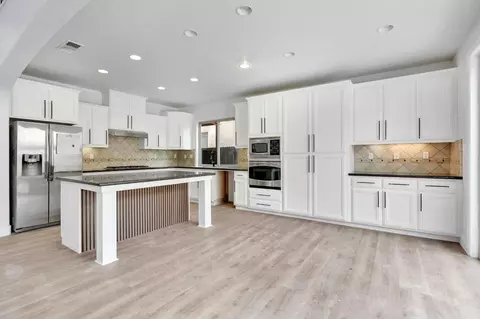 Kitchen - 1823 Houston Ave, Clovis, CA 93619 photo 1 of 3