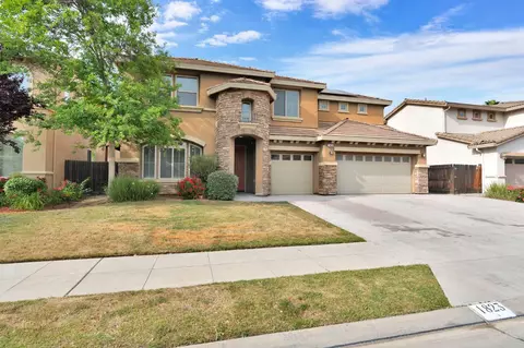 Exterior - 1823 Houston Ave, Clovis, CA 93619 photo 2 of 6