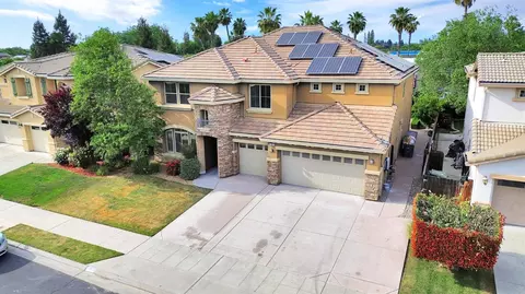 View/Area - 1823 Houston Ave, Clovis, CA 93619 photo 2 of 6