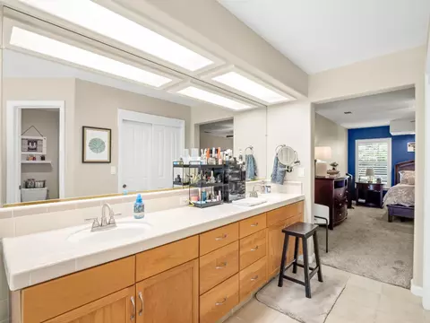 Bath - 2690 Joshua Ave, Clovis, CA 93611 photo 7 of 10