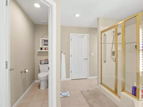 Bath - 2690 Joshua Ave, Clovis, CA 93611 photo 5 of 10