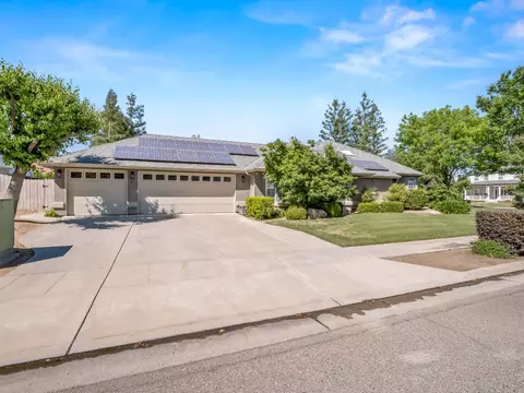 Exterior - 2690 Joshua Ave, Clovis, CA 93611 photo 12 of 13