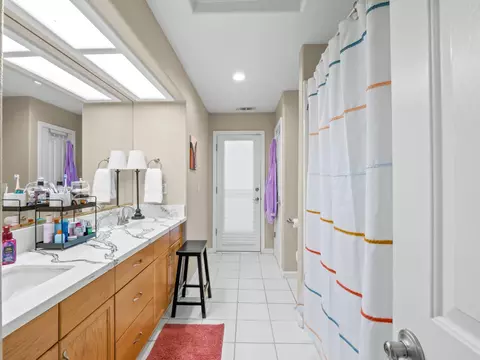 Bath - 2690 Joshua Ave, Clovis, CA 93611 photo 1 of 10