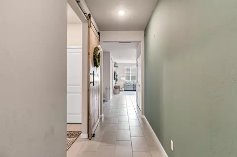 Entry Way - 4158 Buckingham Ave, Clovis, CA 93619 photo 3 of 7
